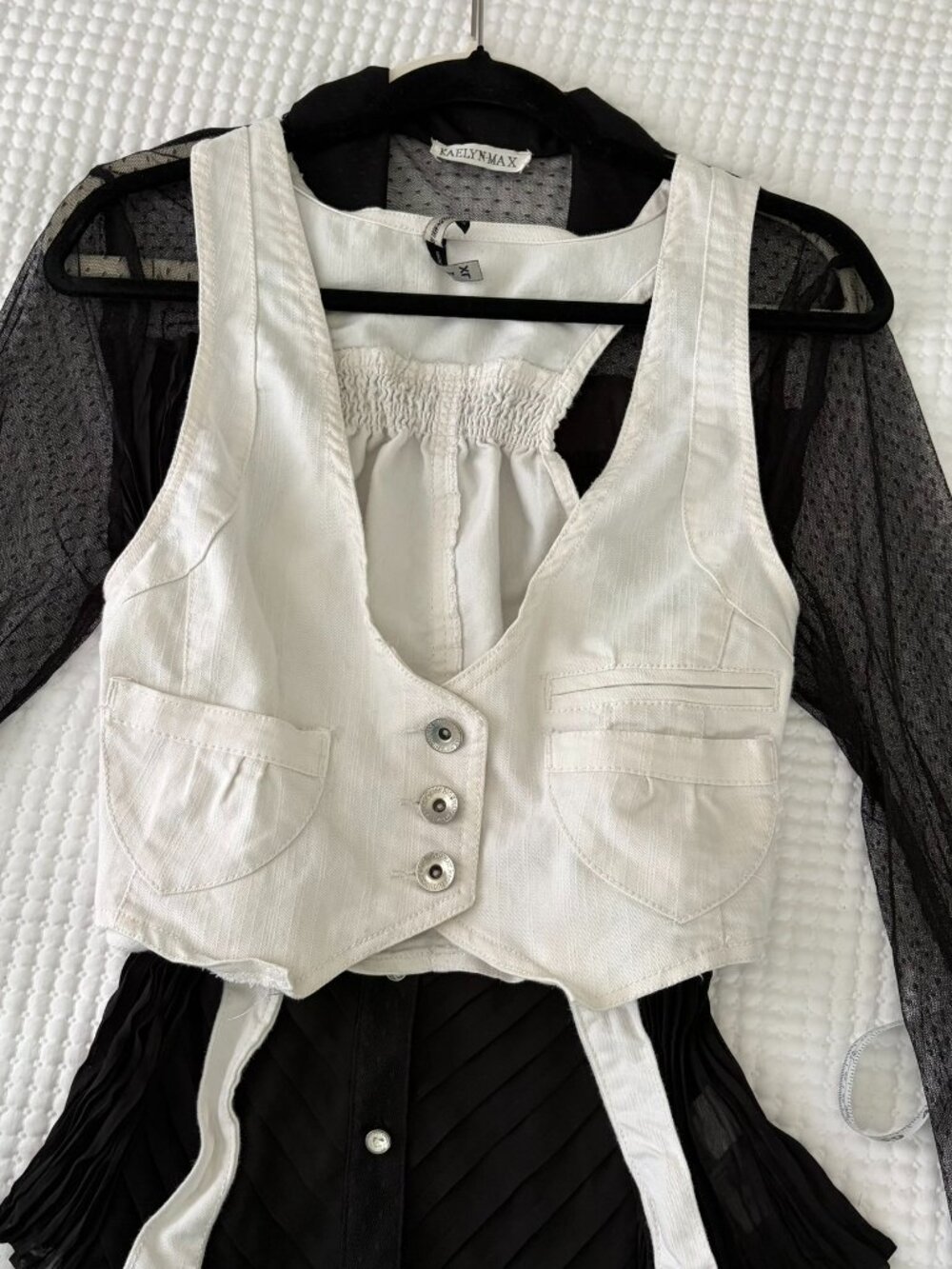 hwy jeans size xl white vest top